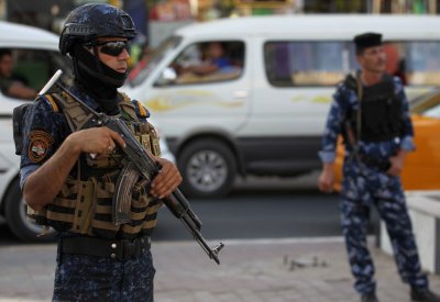 البصرة.. احتجاجات "خدمية" وإصابات برصاص الشرطة