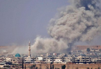 قصف متبادل ينتهك اتفاق جنوب سوريا.. والإجلاء معلق