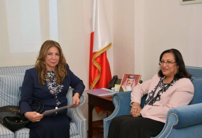 وزيرة الصحة تهنئ الصحفية "المالكي" بمناسبة فوزها بالمركز الأول بمسابقة الصحة العالمية