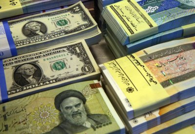 الاقتصاد الإيراني "يئن".. والريال فقد 88% من قيمته!