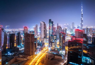 الإمارات تعتمد تطبيق نظام رد ضريبة القيمة المضافة للسياح