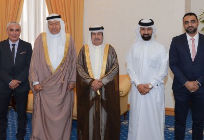 سمو نائب رئيس مجلس الوزراء يستقبل رئيس مجلس ادارة جريدة البلاد‎