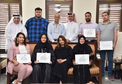 إدارة الحرف اليدوية تٌقيم حفل توزيع شهادات دورة فنون الزجاج للمستوى الثاني