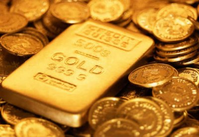 الذهب يرتفع بدعم تراجع الدولار والأسهم الآسيوية
