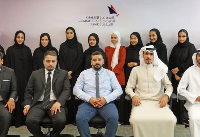 المصرف الخليجي التجاري يواصل استقبال طلبة الجامعات في برنامجه التدريبي