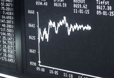 أسهم أوروبا تقفز لأعلى مستوى في شهر بدعم التكنولوجيا