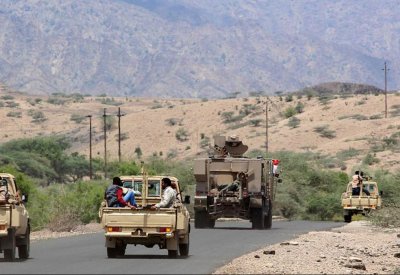 الجيش اليمني يسيطر على مرتفعات استراتيجية في كتاف بصعدة