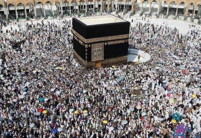 السعودية ترد على "الحجب" برابط جديد للحجاج القطريين