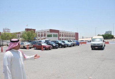 المرباطي: 1600 موقف سيارات بانتظار التنفيذ في سوق المحرق