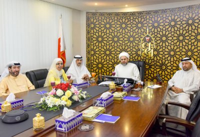 رئيس الاوقاف الجعفرية يبحث آفاق التعاون مع جمعية البحرين لتسامح وتعايش الأديان