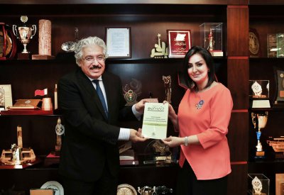 أ.د. حمزة : جامعة البحرين تفخر بأكاديمييها المساهمين في دفع عملية التنمية والتخطيط المستقبلي