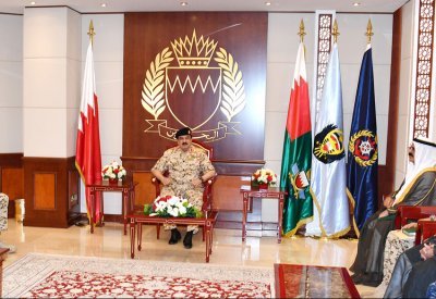 جلالة الملك يتابع مشاركة قوة الدفاع في عملية إعادة الأمل ضمن التحالف العربي
