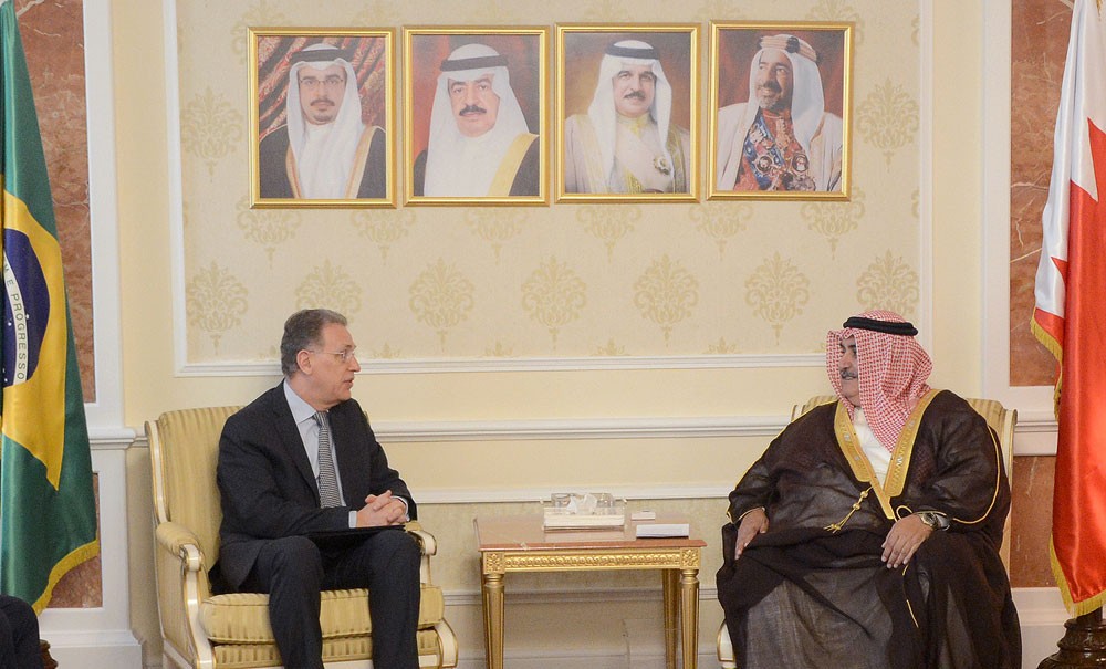 وزير الخارجية يشيد بعلاقات الصداقة مع البرازيل