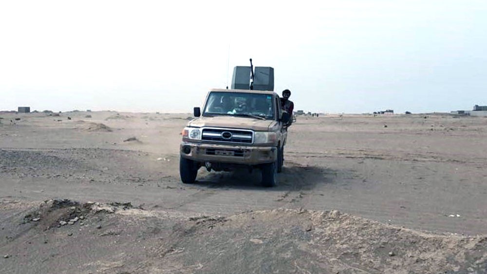 الجيش اليمني يتقدم بالحديدة.. والحوثي يعزز تمركزه