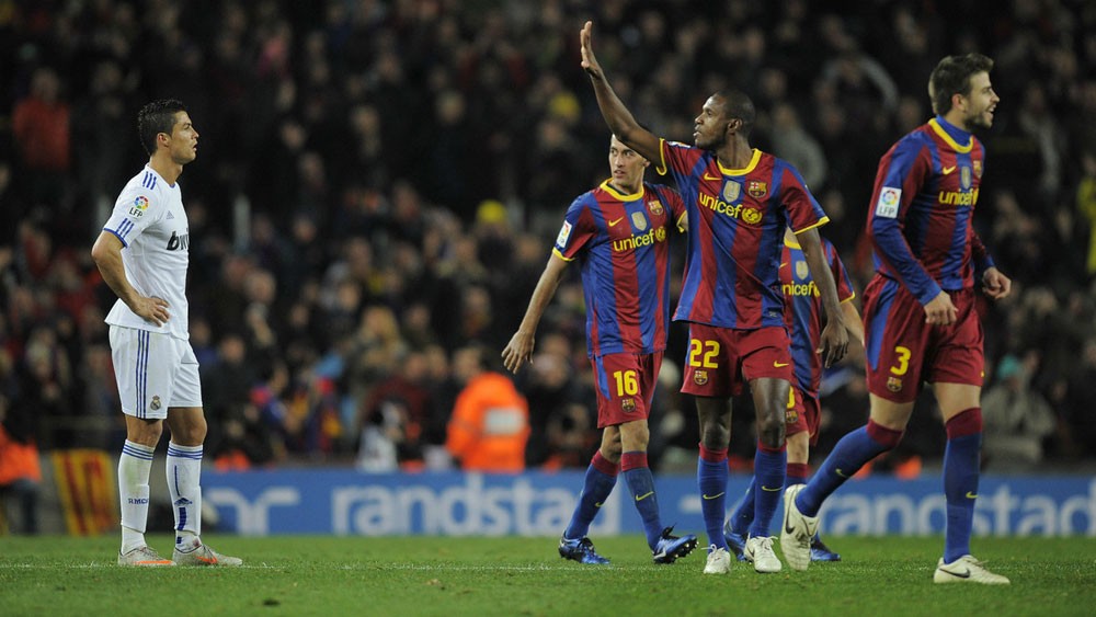 اتهام برشلونة بشراء "كبد" لأبيدال.. والنادي يصدر بياناً