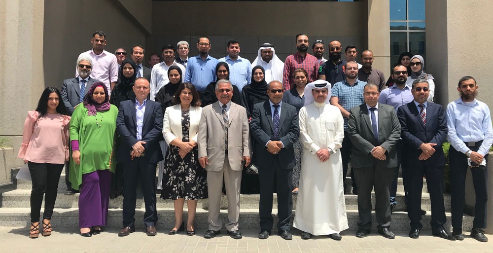 "المهن الهندسية" يقيم ورشة تدريبية في شئون الأشغال