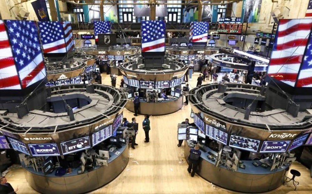 الأسهم الأمريكية تنهي آخر جلسات الأسبوع مرتفعة بدعم من نمو قوي للوظائف في الولايات المتحدة
