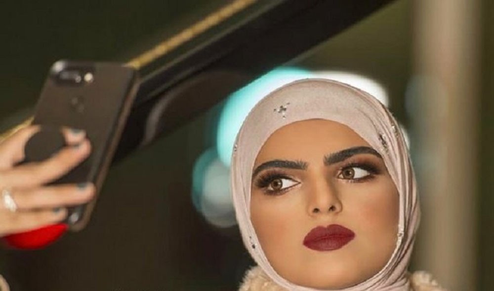 موجة غضب ضد سارة الودعاني في السعودية