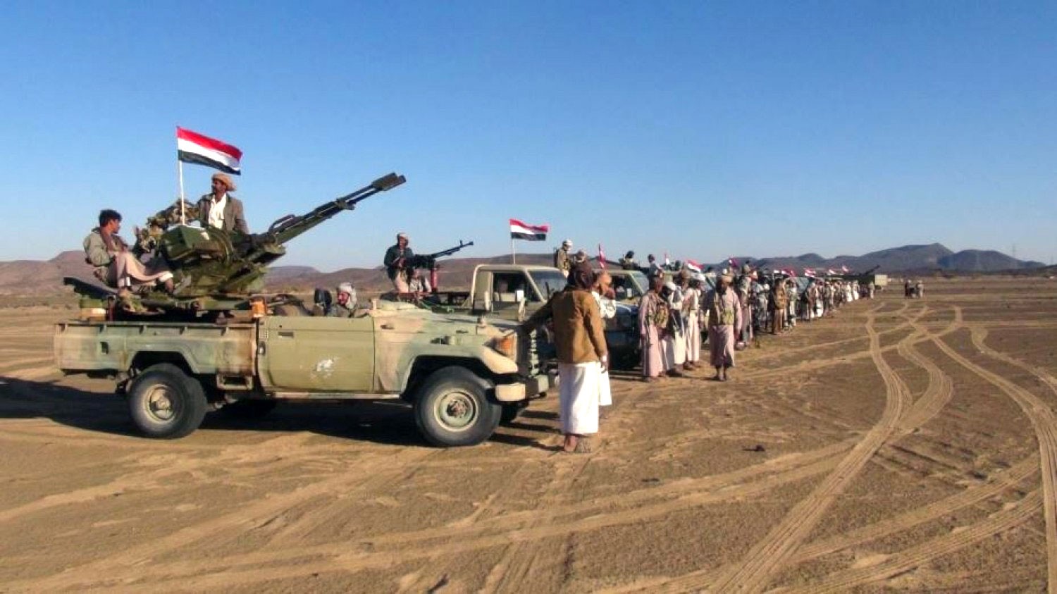 الجيش اليمني يتقدم بصعدة.. وغريفيث يلتقي هادي في عدن