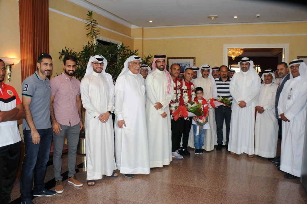 شكرالله:كلمات الملك لها الأثر الكبير.. تلفت:"البحرين تستاهل"