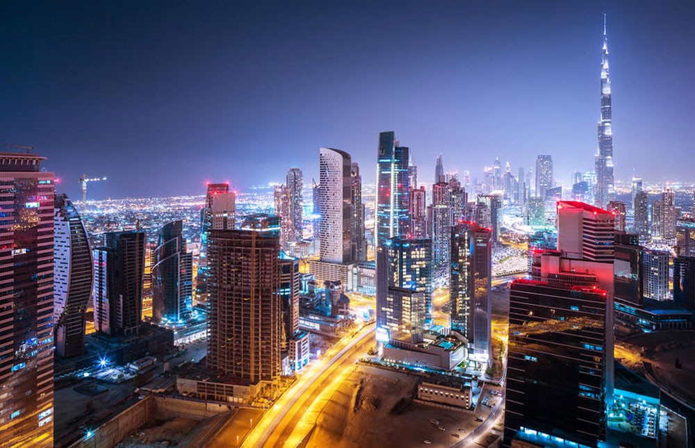 الإمارات تعتمد تطبيق نظام رد ضريبة القيمة المضافة للسياح