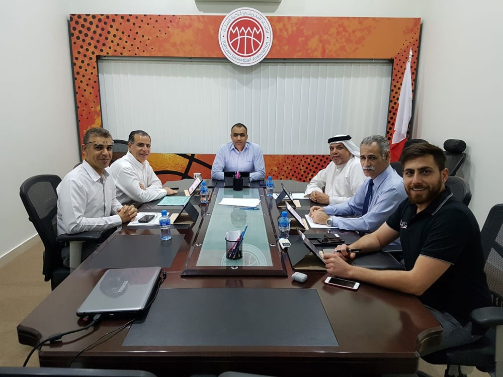 اجتماع مثمر بين الاتحادات الجماعية باستضافة اتحاد السلة.. وتحديد مواعيد السوبر