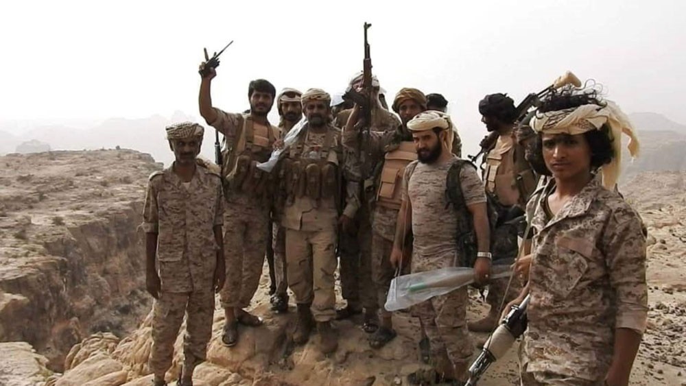 الجيش اليمني يقطع إمداد الحوثيين بين حرض وصعدة