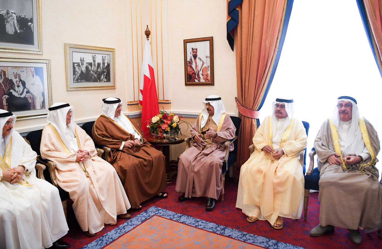 رئيس الوزراء وولي العهد: ‎المضي قدما في مسار التقدم التنموي