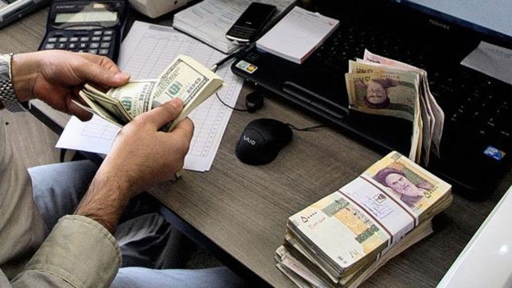إيران تواجه أزمة عملة صعبة بمقدار 200 مليار دولار