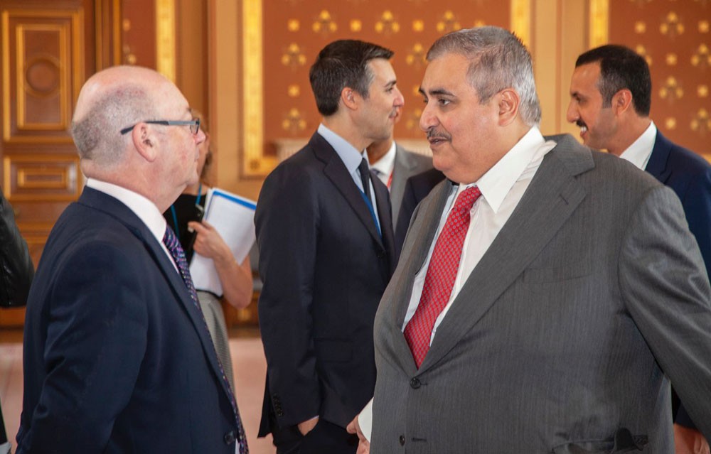 وزير الخارجية يجتمع مع وزير شؤون الشرق الأوسط بوزارة خارجية بريطانيا