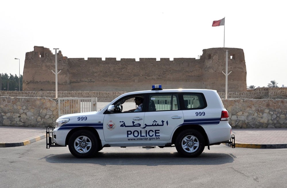 القبض على شخصين قاما بسرقة هواتف نقالة وحاولا بيعها