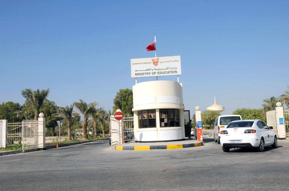 "التعليم العالي": لا تهاون مع حالات الاشتباه في تزوير الشهادات الجامعية