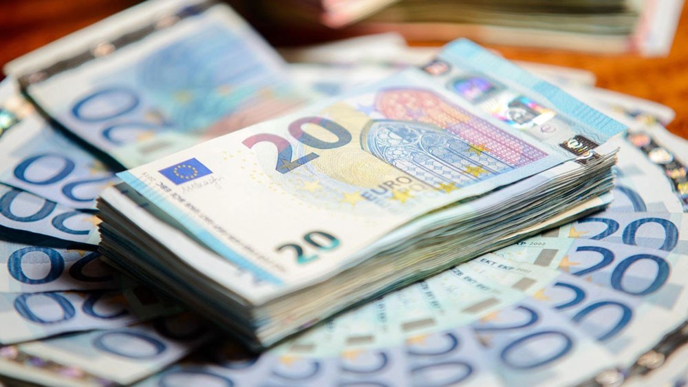 انحسار مخاوف الحرب التجارية يصعد بالأسهم الأوروبية