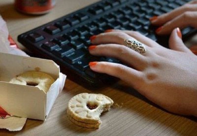 أسبوع العمل الطويل ربما يزيد من خطر إصابة النساء بالسكري