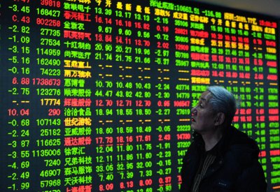 تراجع الأسهم الآسيوية متأثرة بالتوترات التجارية بين بكين وواشنطن