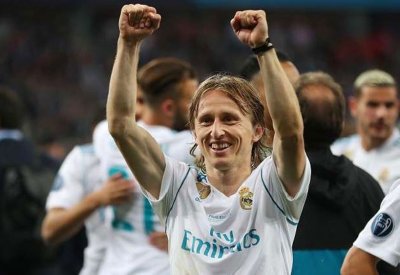 ريال مدريد يضع شرطا "خرافيا" للسماح برحيل مودريتش