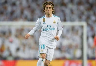 مودريتش قد يلجأ للبند "السري" للخروج من ريال مدريد