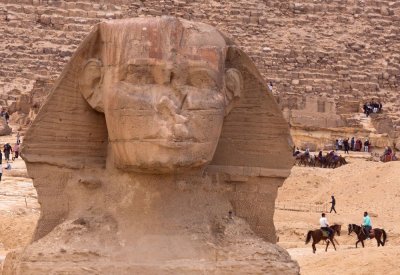 "أبو الهول" جديد يظهر في مصر