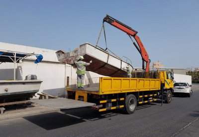 إزالة مخالفات إشغال الطريق بساحل المحرق