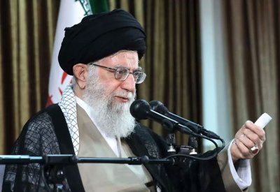 خامنئي يقلل من شأن العقوبات: لا يوجد ما يثير قلقنا