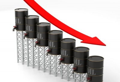 النزاعات التجارية تهبط بأسعار النفط