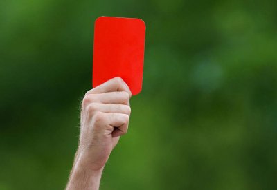 إيقاف لاعب صيني 6 مباريات بسبب "عنصريته" ضد لاعب سنغالي