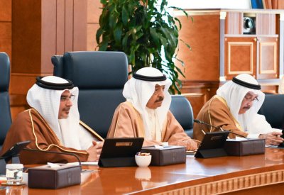 رئيس الوزراء يوجه إلى نقل منطقة السكراب بما يكفل تنظيمها أمنياً وإدارياً