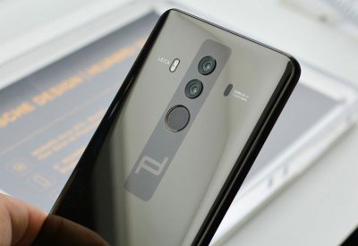 تسريبات جديدة تؤكد لنا قدوم الهاتف Huawei Mate 20 مع تقنية التعرف الثلاثي الأبعاد على الوجه