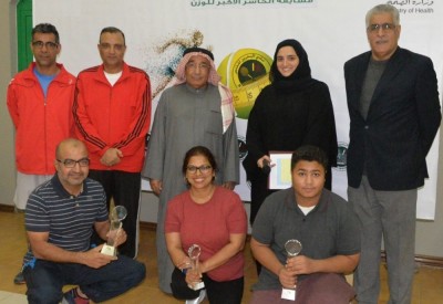 فحص الوزن للمشاركين في مسابقة الخاسر الأكبر للوزن