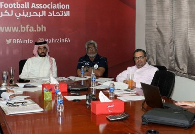 لجنة المنتخبات تطلع على برنامج إعداد المنتخب الأول