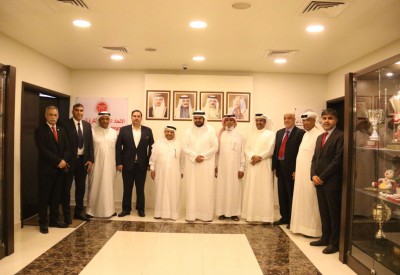 سمو الشيخ عيسى بن علي يستقبل مجلس إدارة نادي البحرين