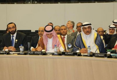 السعودية تقدم 100 مليون دولار للتحالف الدولي ضد داعش