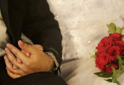 دراسة تحذّر من "خطورة الزواج" على الصحة