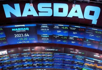 المؤشر ناسداك يفتح منخفضا تحت تأثير أسهم شركات صناعة الرقائق